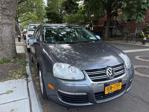 Gray 2010 Volkswagen Jetta Limited Edition