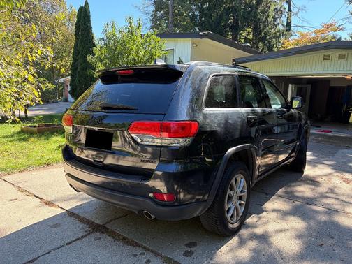Black 2014 Jeep Grand Cherokee Limited