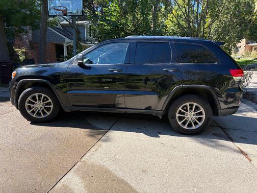 Black 2014 Jeep Grand Cherokee Limited