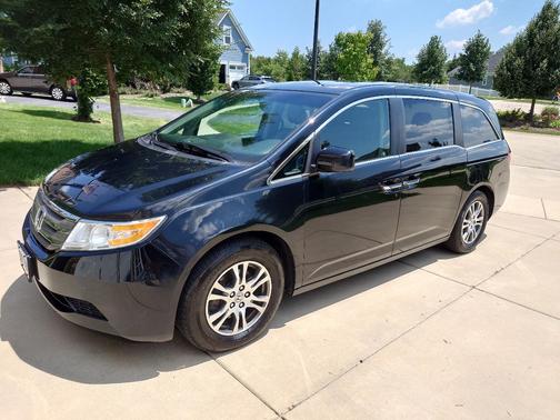 Black 2012 Honda Odyssey EX-L