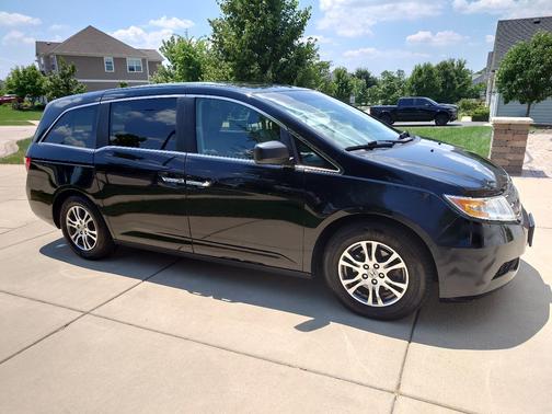 Black 2012 Honda Odyssey EX-L