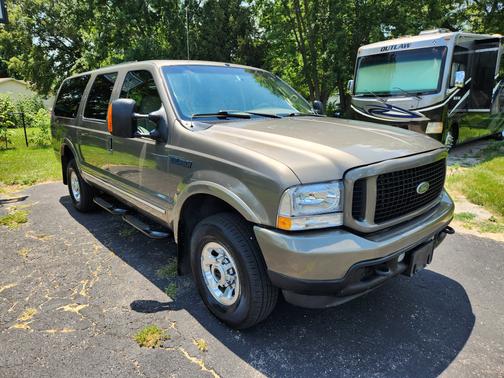 2004 Ford Excursion Limited
