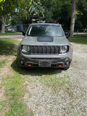 Gray 2022 Jeep Renegade Trailhawk