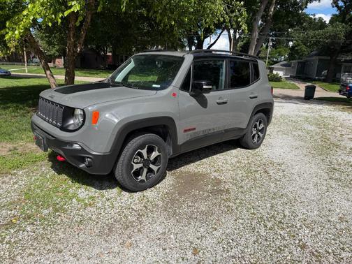 Gray 2022 Jeep Renegade Trailhawk