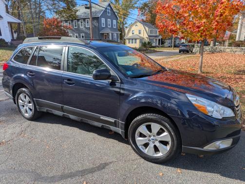 2012 Subaru Outback 2.5i Limited