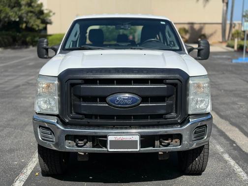 White 2014 Ford F-350 XL