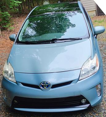 Blue 2013 Toyota Prius Three