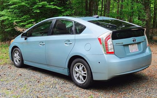 Blue 2013 Toyota Prius Three