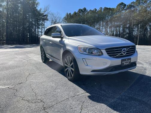 2017 Volvo XC60 T6 Inscription