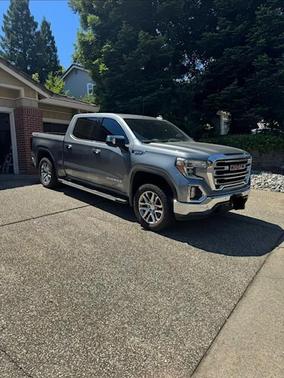Silver 2019 GMC Sierra 1500 SLT