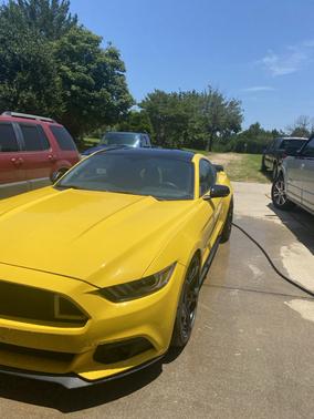 2017 Ford Mustang EcoBoost