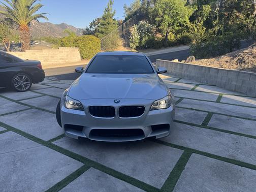 Silver 2013 BMW M5 Base