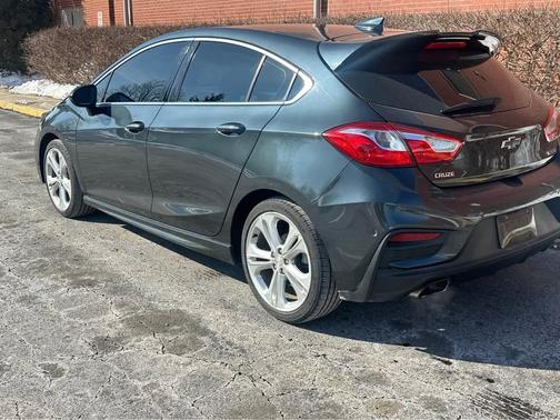 Gray 2017 Chevrolet Cruze Premier