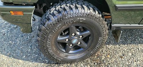 Green 1998 Land Rover Discovery LSE