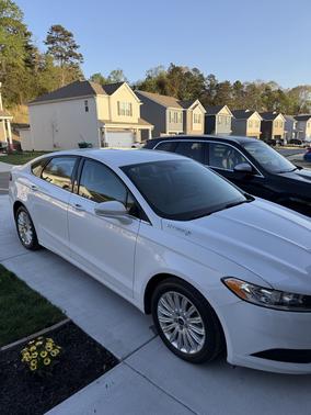 2013 Ford Fusion Hybrid SE Hybrid