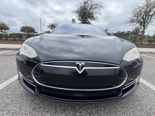 Black 2016 Tesla Model S 70D