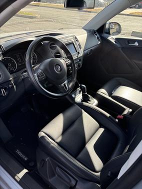2017 Volkswagen Tiguan Limited 2.0T