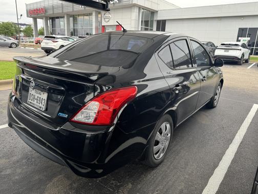 2015 Nissan Versa 1.6 S+