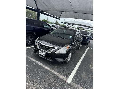 2015 Nissan Versa 1.6 S+