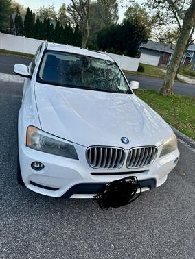 White 2011 BMW X3 xDrive28i