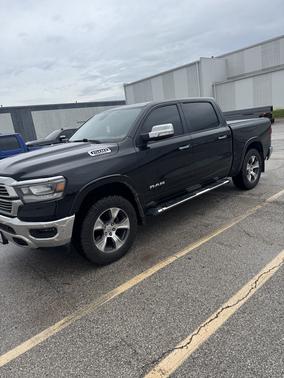 Black 2019 RAM 1500 Laramie