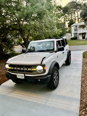 White 2024 Ford Bronco Big Bend
