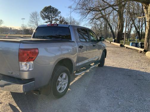 2010 Toyota Tundra Base