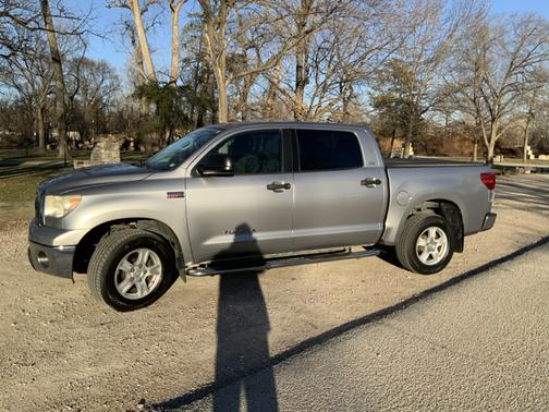 2010 Toyota Tundra Base