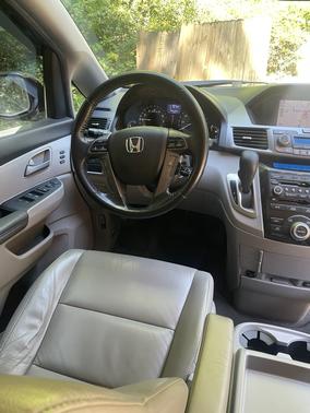 Gray 2012 Honda Odyssey Touring