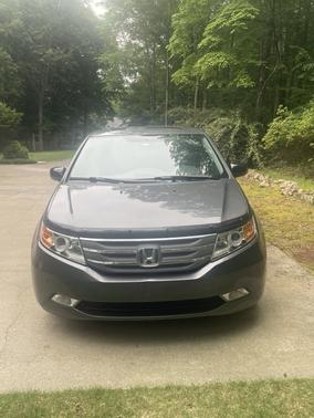 Gray 2012 Honda Odyssey Touring