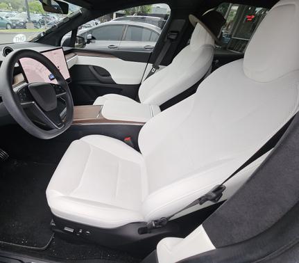 2024 Tesla Model X Long Range
