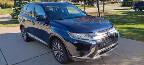 2020 Mitsubishi Outlander ES