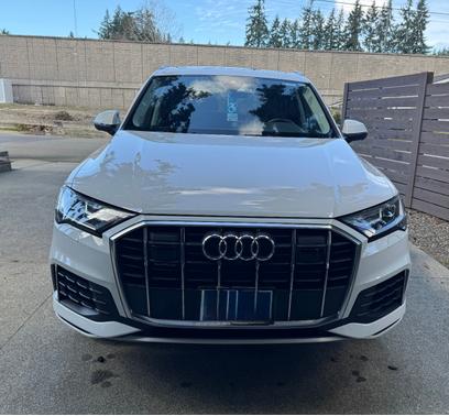 White 2023 Audi Q7 55 Premium Plus