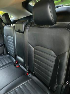 Black 2018 Ford Edge SEL