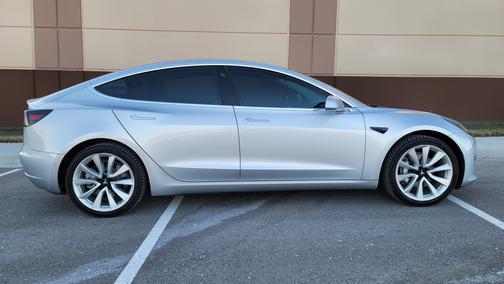 2018 Tesla Model 3 Long Range
