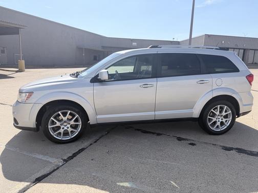 Silver 2014 Dodge Journey Limited