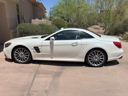 2020 Mercedes-Benz SL 550 Base
