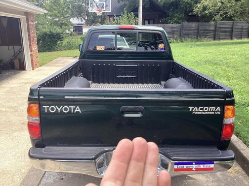 Green 2001 Toyota Tacoma PreRunner