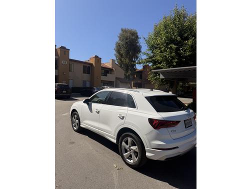 2021 Audi Q3 40 Premium