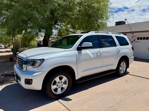 White 2022 Toyota Sequoia SR5