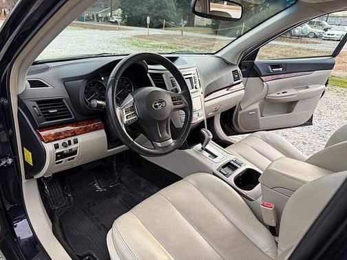 2012 Subaru Outback 2.5i Limited