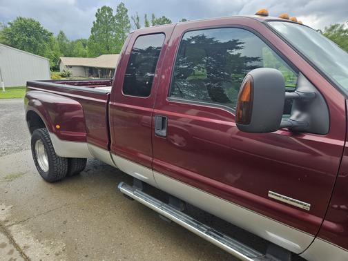 2006 Ford F-350 XLT SuperCab Super Duty