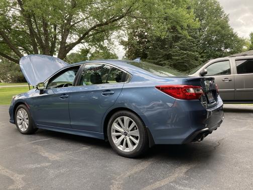2018 Subaru Legacy 3.6R Limited
