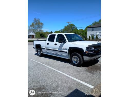 2002 Chevrolet Silverado 2500 LS H/D Crew Cab