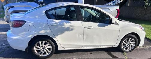 White 2013 Mazda Mazda3 i Touring
