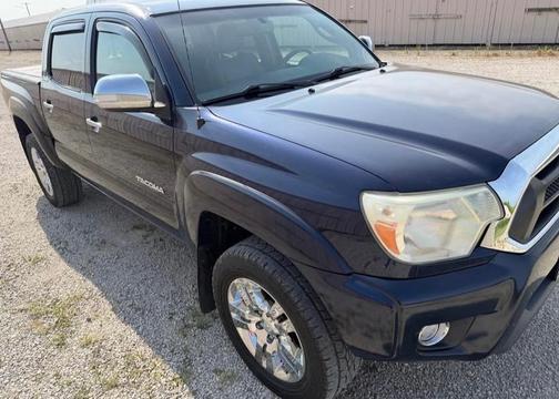 Blue 2013 Toyota Tacoma Base