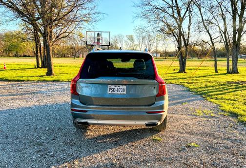 2018 Volvo XC90 T6 Momentum