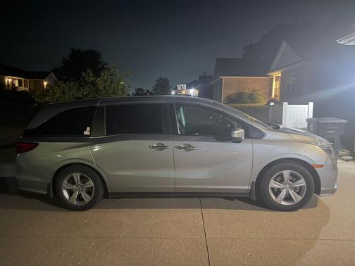 Silver 2020 Honda Odyssey EX-L w/Navigation/RES