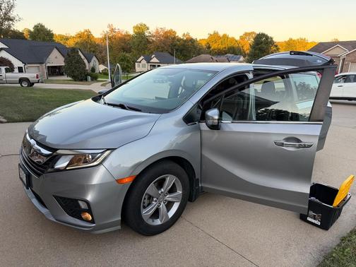 Silver 2020 Honda Odyssey EX-L w/Navigation/RES