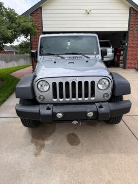 Silver 2018 Jeep Wrangler JK Unlimited Sport